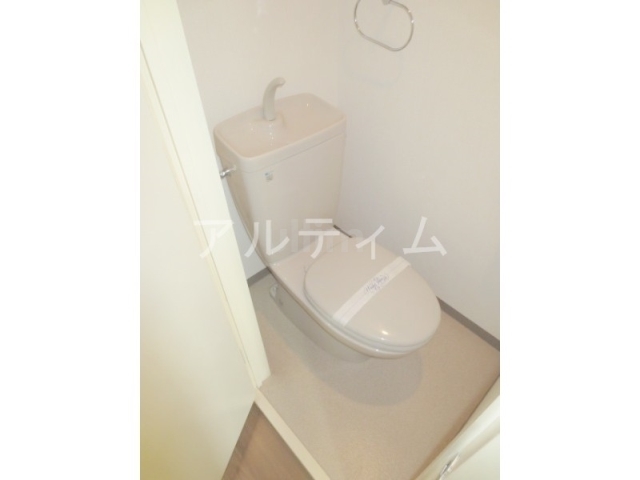 サンジュネス五条のトイレ写真
