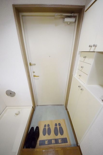 玄関　★お部屋探しは株式会社タウンハウジング東京まで★