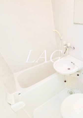 バス・シャワールーム　お風呂です。
