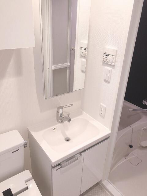 洗面設備　同仕様 同建物別部屋参考