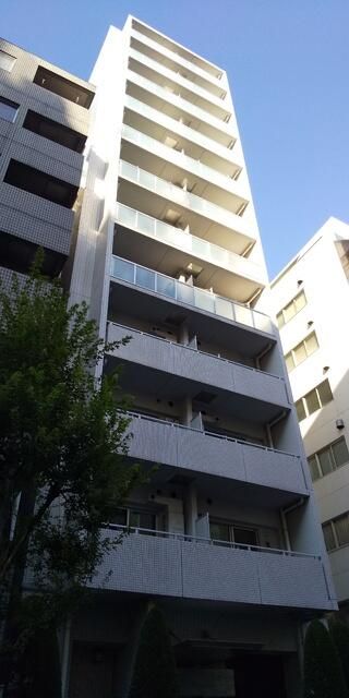 千代田区神田猿楽町のマンションの建物外観