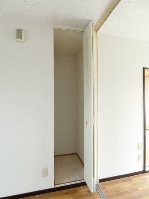 収納　図面と現状に相違がある場合には現状を優先