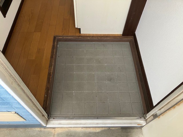 玄関　玄関内側