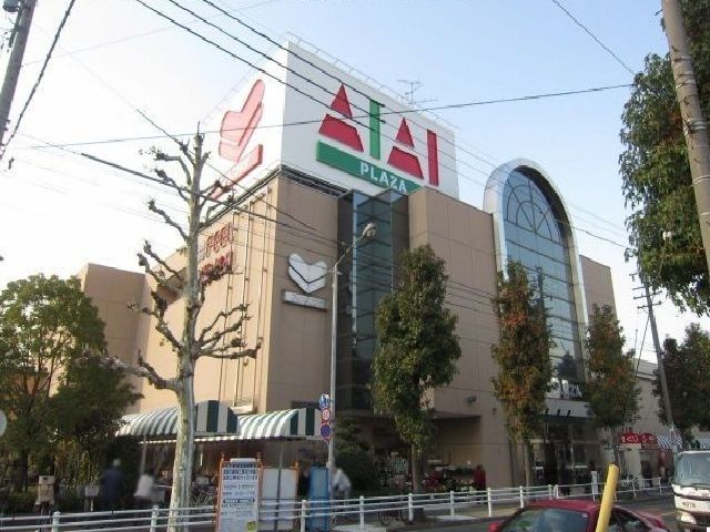 【名古屋市中川区中郷のアパートのスーパー】