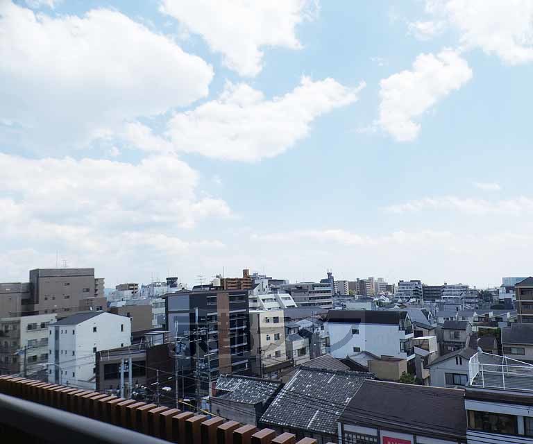 【京都市下京区西七条北月読町のマンションの眺望】