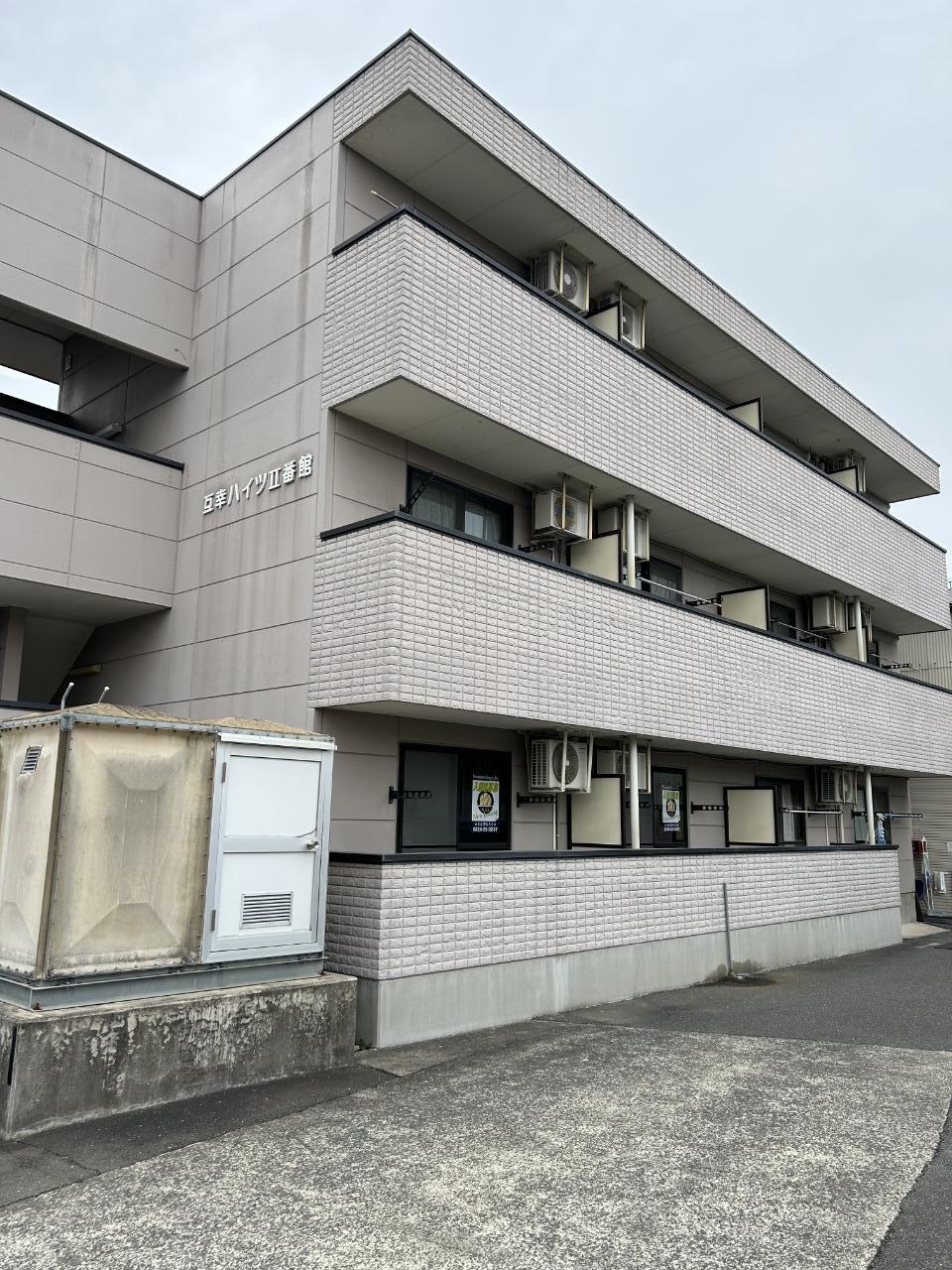 互幸ハイツII番館の建物外観