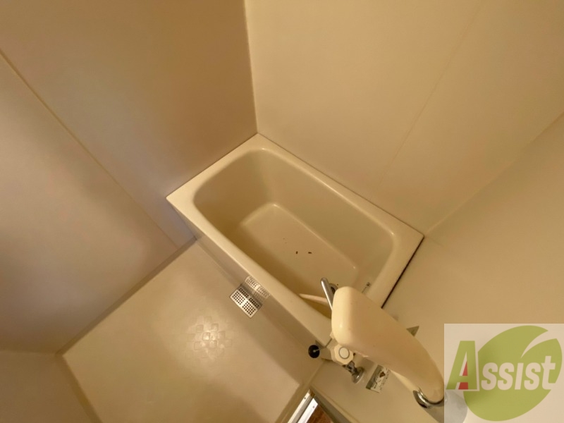 バス・シャワールーム　お風呂です。ゆっくりお風呂につかるのも体に良いですね～