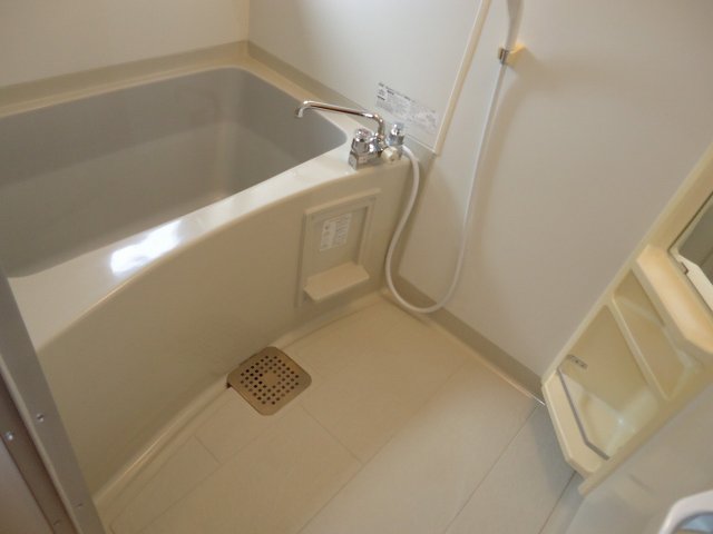 バス・シャワールーム　☆窓有り！