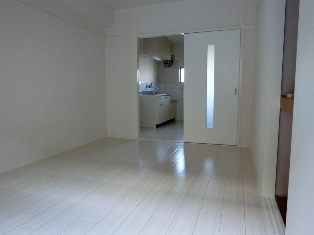 居室・リビング　※写真は別のお部屋です。現況を優先させて頂きます。