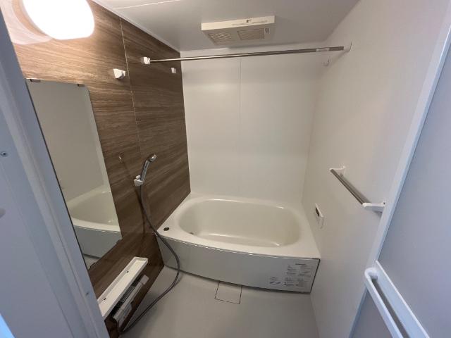 バス・シャワールーム　バス（イメージ）