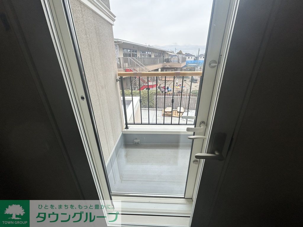 バルコニー　バルコニー