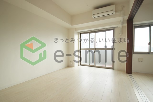 居室・リビング　ゆったり過ごせる居間です