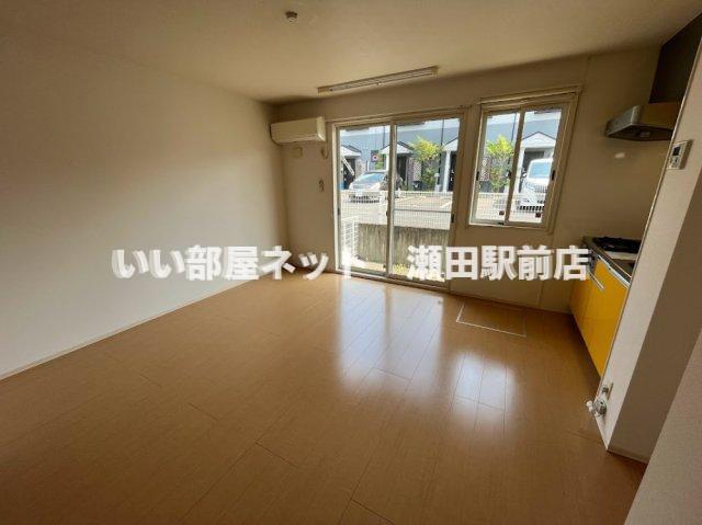 居室・リビング　同仕様写真