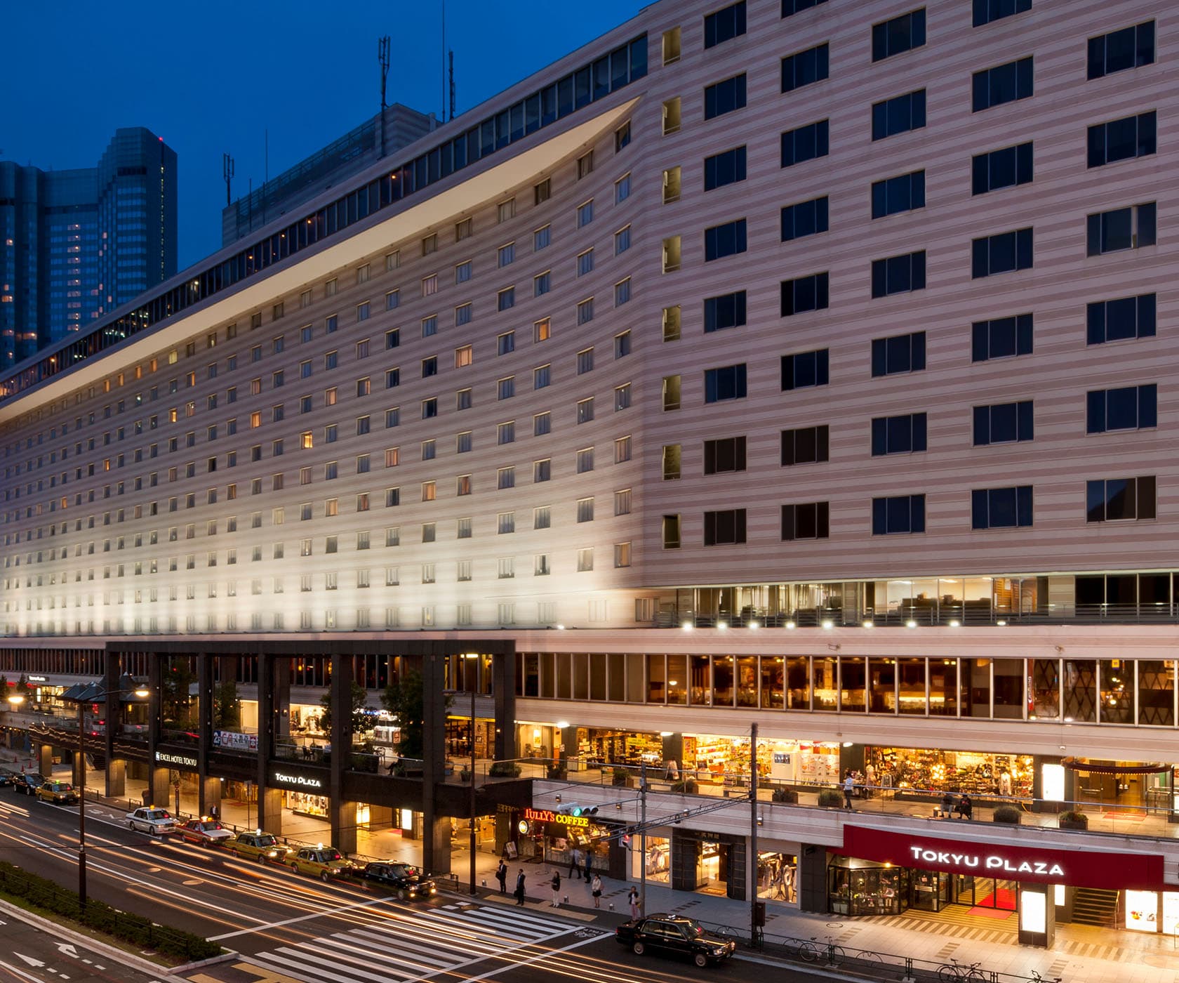 ショッピングセンター　東急プラザ赤坂（ショッピングセンター）まで546m