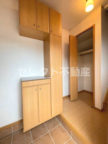 玄関　明るい玄関です