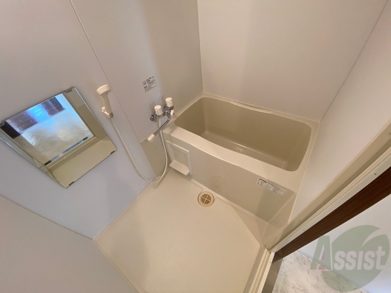 バス・シャワールーム　お風呂です。ゆっくりお風呂につかるのも体に良いですね～