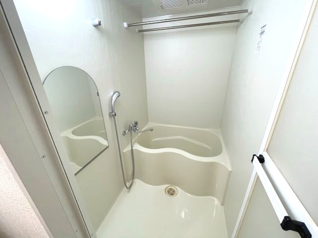 バス・シャワールーム　(参考)同マンション他部屋の写真