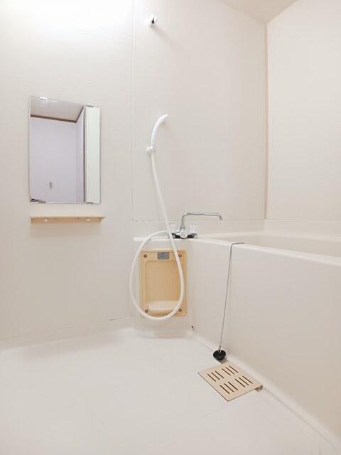 バス・シャワールーム　ゆったりくつろげるバスルーム☆