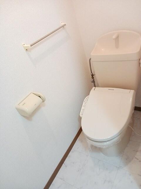 トイレ　冬でも温かく快適なウォッシュレットです！