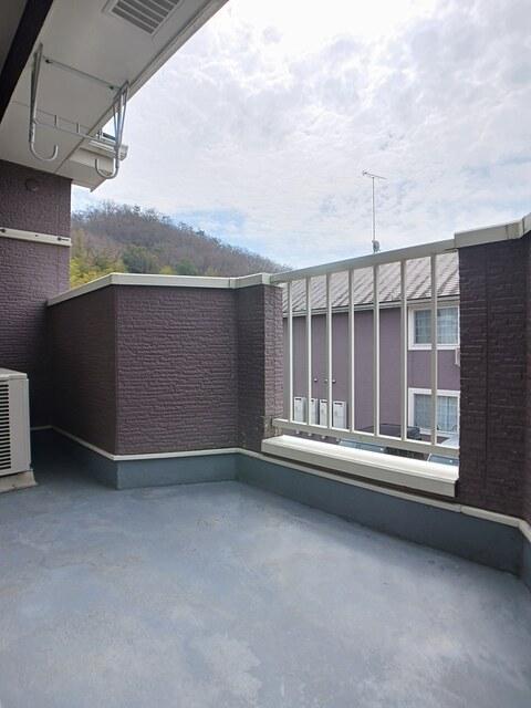 バルコニー　明るく綺麗なバルコニーです！