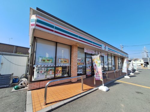 コンビニ　セブンイレブン草加谷塚バイパス店（コンビニ）まで419m