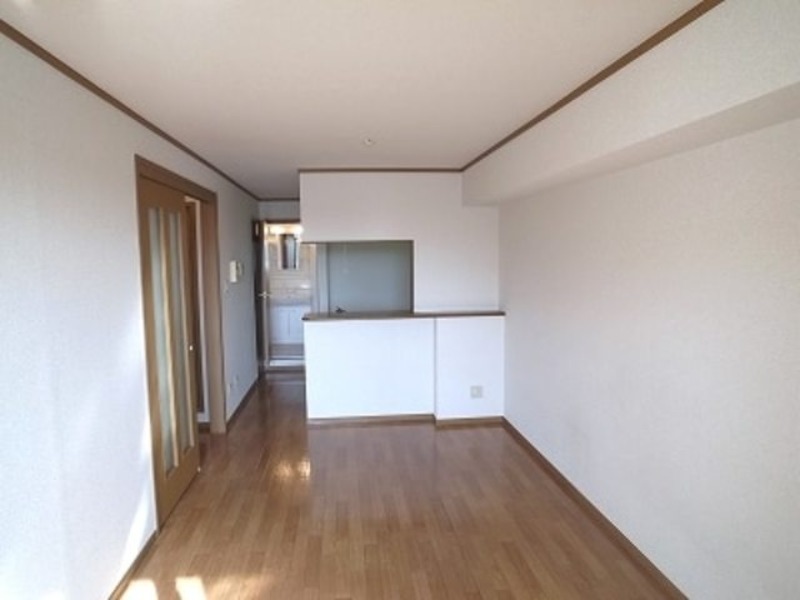 居室・リビング　図面と現状に相違がある場合には現状を優先