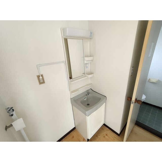 洗面設備　※同間取別部屋参考画像