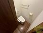 トイレ　こちらはトイレです。清潔感があり、安心して使用できます。