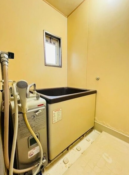 バス・シャワールーム　一日の疲れを癒せますね。