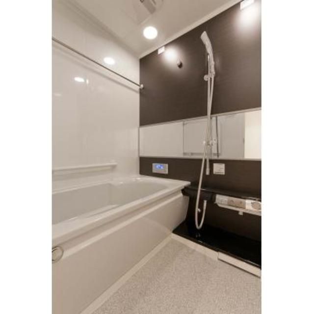 バス・シャワールーム　写真は同タイプ住居です