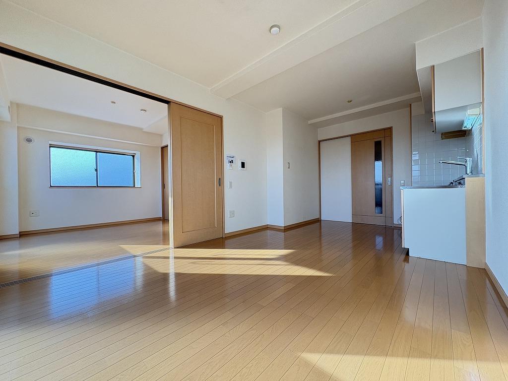 居室・リビング　※現状優先となります。