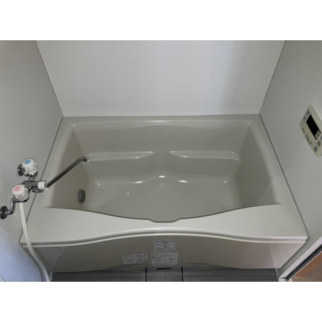 バス・シャワールーム　別部屋のお写真です。