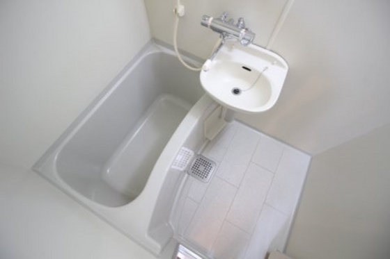 バス・シャワールーム　※他号室の写真です