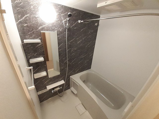 バス・シャワールーム　日々の暮らしに欠かせないお風呂です