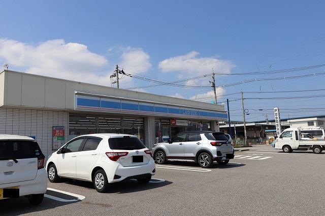 コンビニ　ローソン（コンビニ）まで3434m