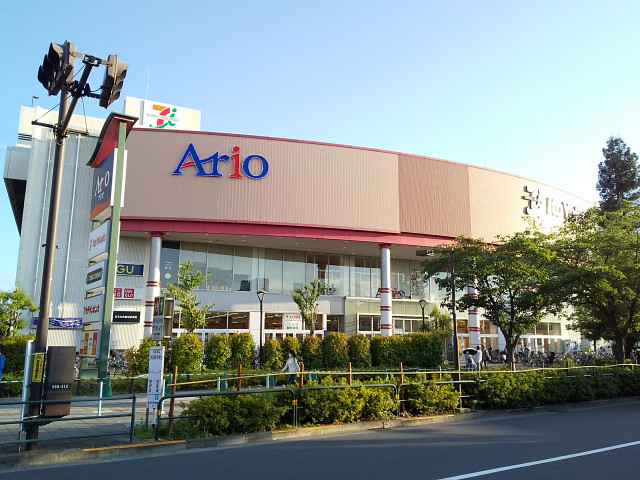 ショッピングセンター　アリオ西新井店（ショッピングセンター）まで750m