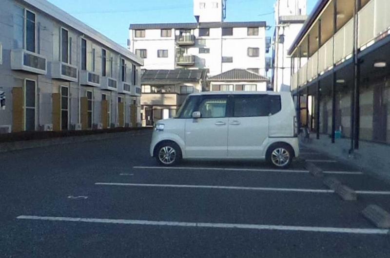 駐車場　浴室乾燥機付お風呂