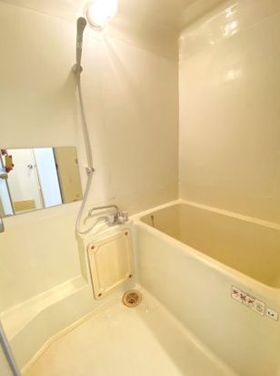 バス・シャワールーム　日々の疲れを癒すお風呂付です