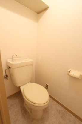 トイレ　コンパクトで使いやすいトイレです