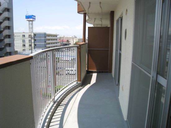 バルコニー　バルコニー付きです