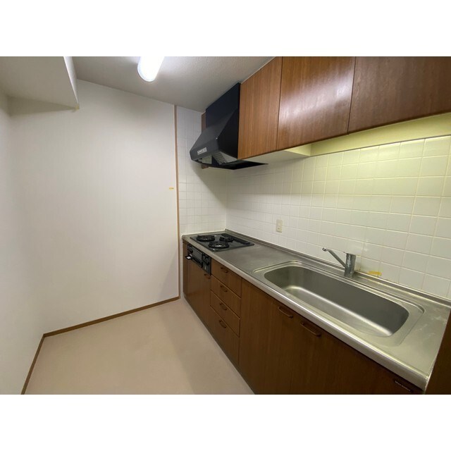 キッチン　※参考写真（同物件別部屋です）