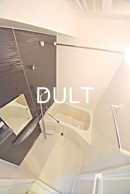 バス・シャワールーム　バスルームです。