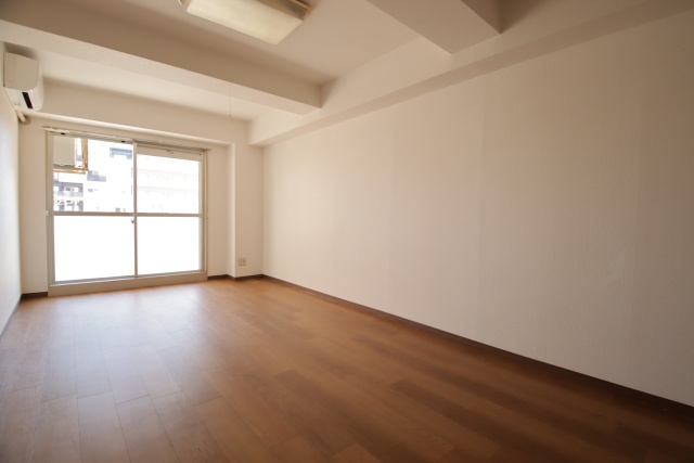 居室・リビング　※別室の参考写真の為、現況優先です。