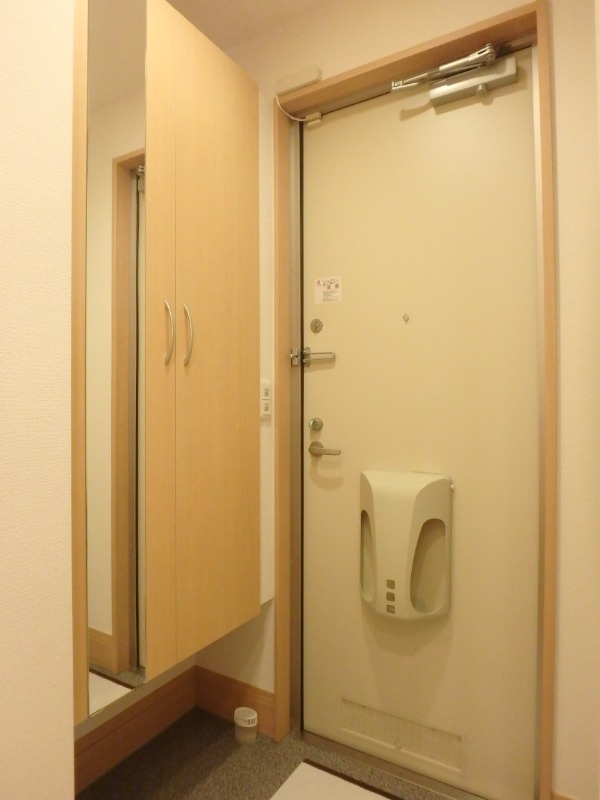 玄関　図面と現状に相違がある場合には現状を優先