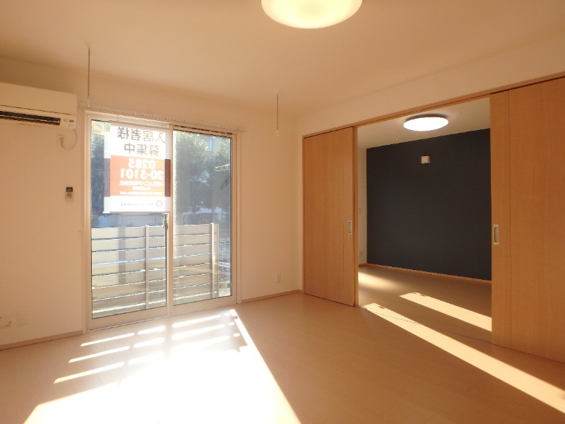 居室・リビング　図面と現状に相違がある場合には現状を優先