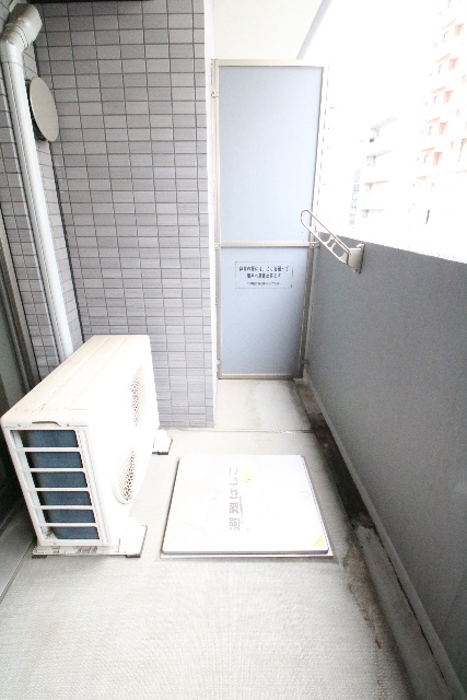 バルコニー　※別室の参考写真の為、現況優先です。