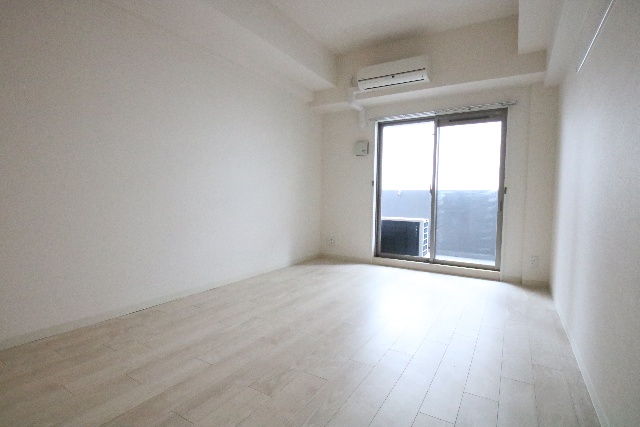 居室・リビング　※別室の参考写真の為、現況優先です。