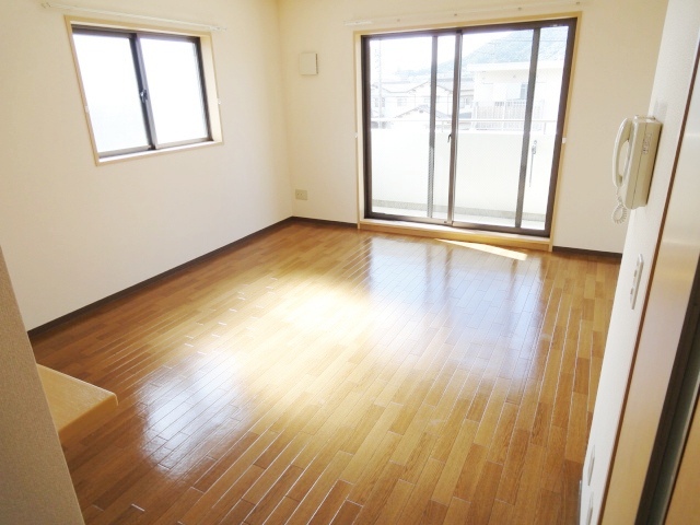 居室・リビング　別号室の写真です