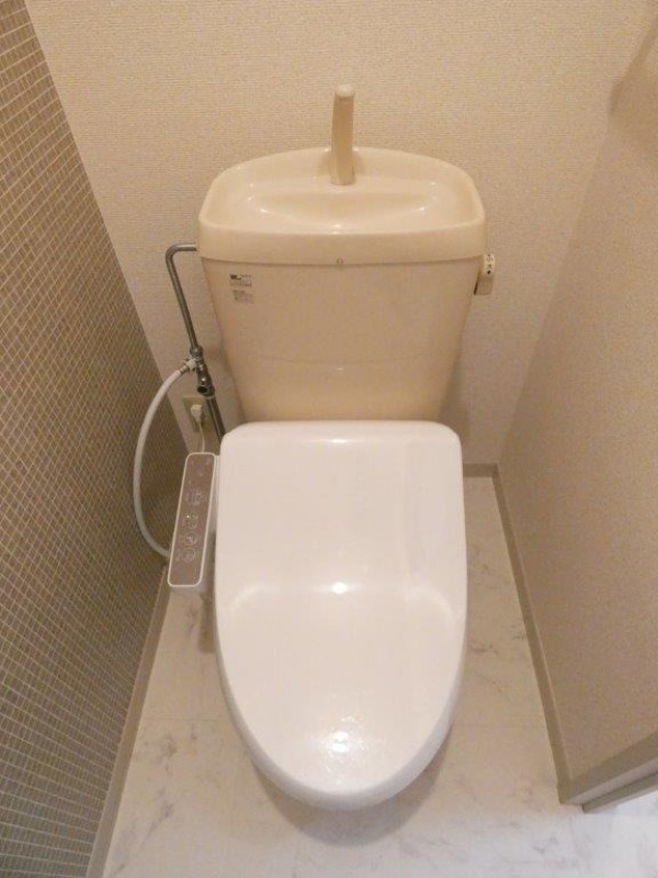 トイレ　図面と現状に相違がある場合には現状を優先