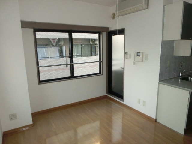 居室・リビング　７帖のワンルーム♪